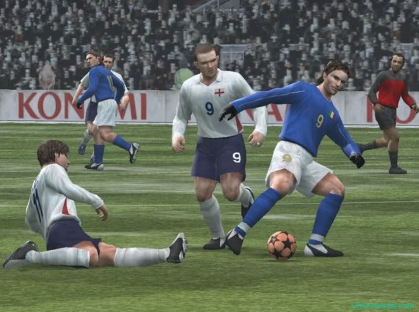 Hình ảnh trong game PES 2005 (screenshot)