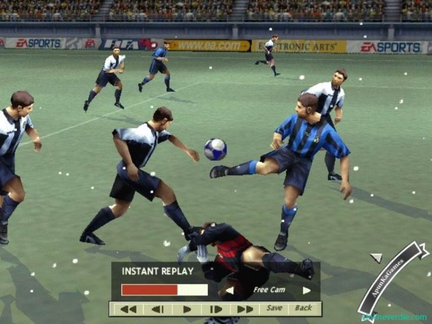 Hình ảnh trong game FIFA 99 (screenshot)