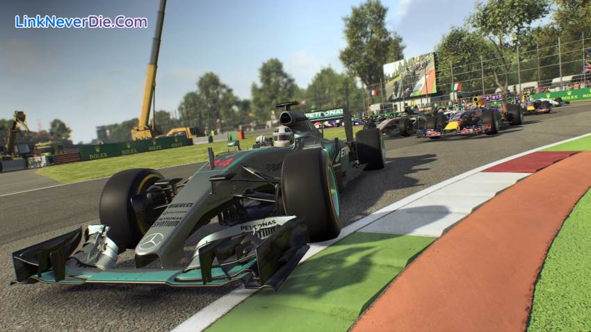 Hình ảnh trong game F1 2015 (screenshot)