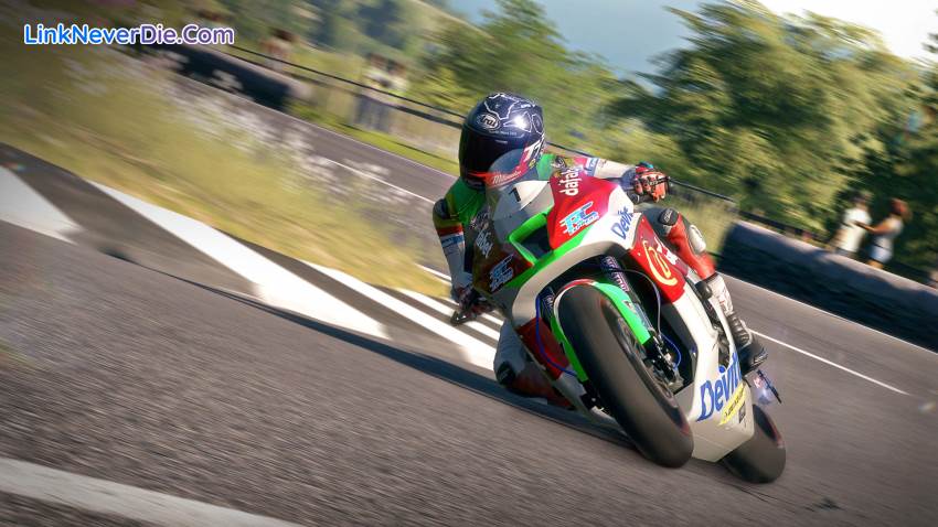 Hình ảnh trong game TT Isle of Man (screenshot)