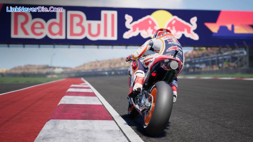 Hình ảnh trong game MotoGP 18 (screenshot)