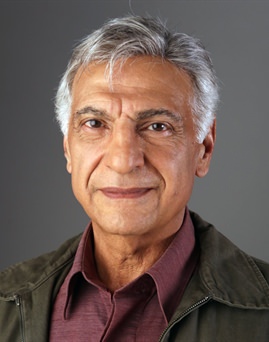Elias Zarou