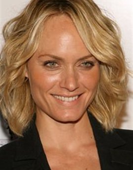 Amber Valletta