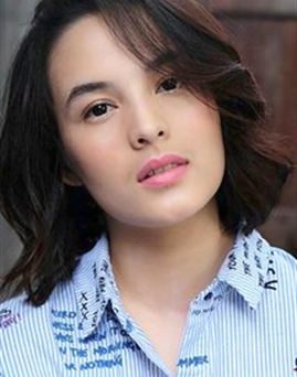 Diễn viên Chelsea Islan