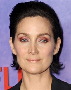 Diễn viên Carrie-Anne Moss