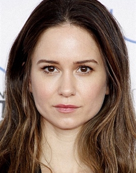 Diễn viên Katherine Waterston