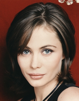 Diễn viên Emmanuelle Béart