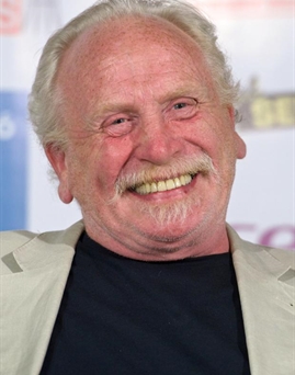 Diễn viên James Cosmo