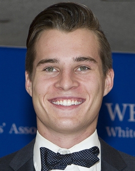 Diễn viên Marcus Johns