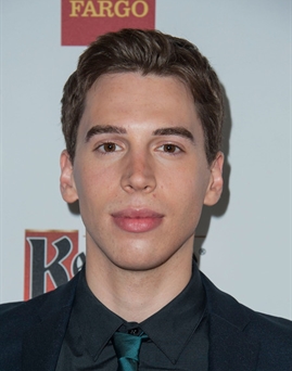 Jordan Gavaris