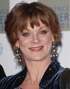 Diễn viên Samantha Bond