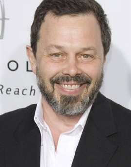 Diễn viên Curtis Armstrong