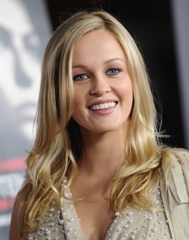 Diễn viên Ambyr Childers