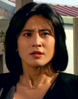 Diễn viên Yukari Ôshima