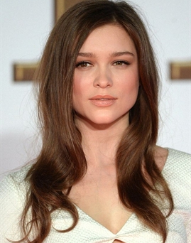 Diễn viên Sophie Cookson