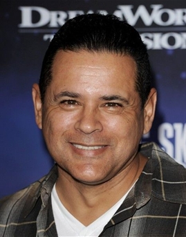 Diễn viên Raymond Cruz