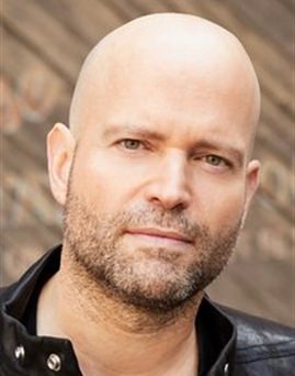 Đạo diễn Marc Forster