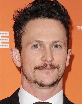 Jonathan Tucker