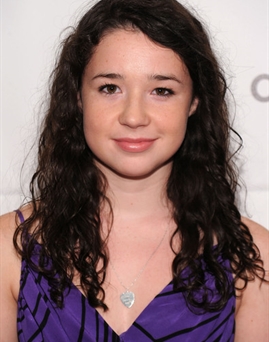 Diễn viên Sarah Steele