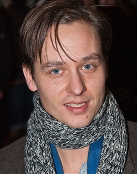 Tom Schilling