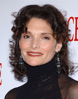 Diễn viên Mary Elizabeth Mastrantonio