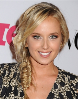 Diễn viên Megan Park