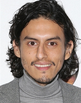 Diễn viên Richard Cabral