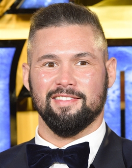 Diễn viên Tony Bellew