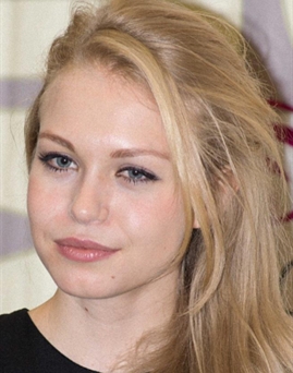 Diễn viên Penelope Mitchell