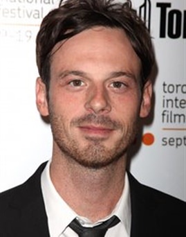 Scoot McNairy