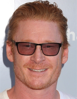 Diễn viên Zack Ward