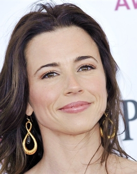 Linda Cardellini