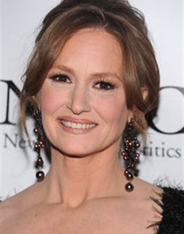 Diễn viên Melissa Leo