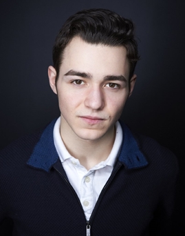 Aron Tomori