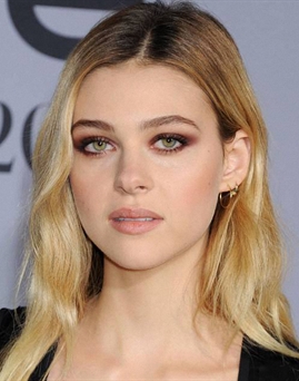 Diễn viên Nicola Peltz