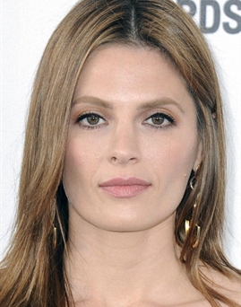 Diễn viên Stana Katic