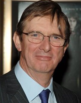 Đạo diễn Mike Newell