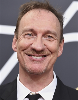 Diễn viên David Thewlis